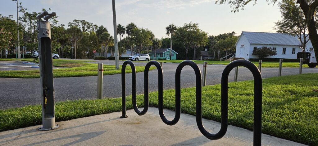 Sims Park Bicycle Repair Station