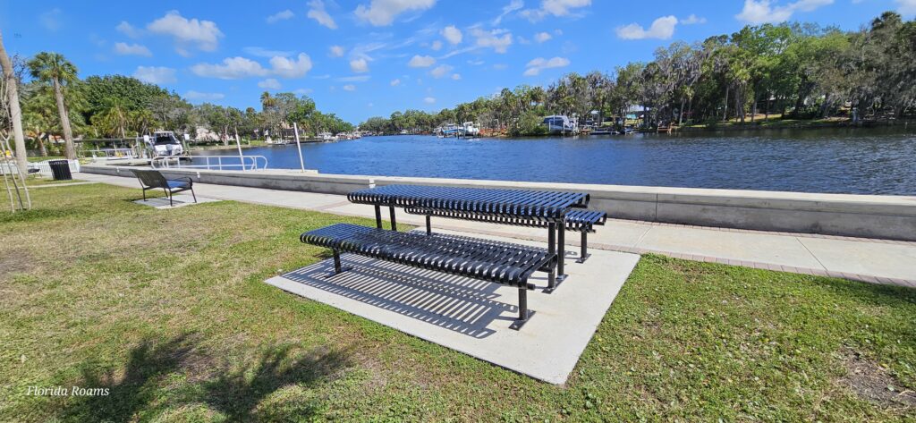 jasmin park picnic table